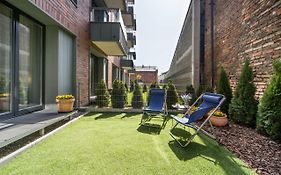 Jacuzzi Apartments